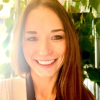 Leah Claflin Headshot